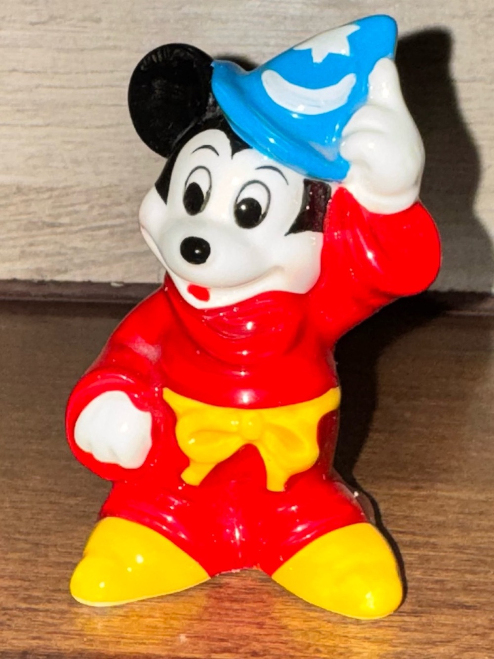 Cute 🥰 Disney Tokyo Disneyland Mickey Mouse Fantasia Wizard Ceramic Figure Japan